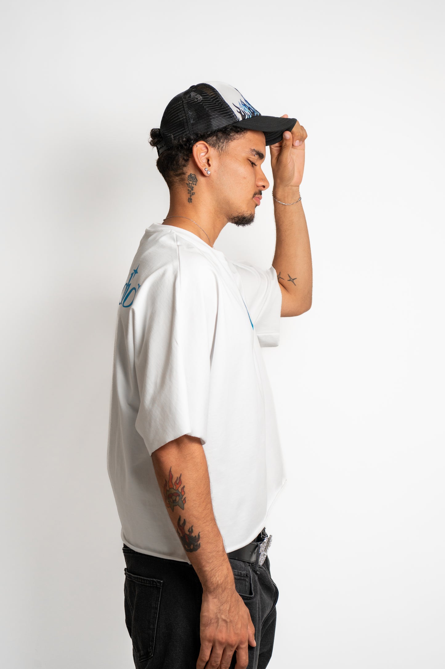 CROPPED BOXY WHITE SHIRT